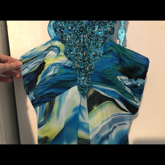 Prom Dress - Picture 3 of 6